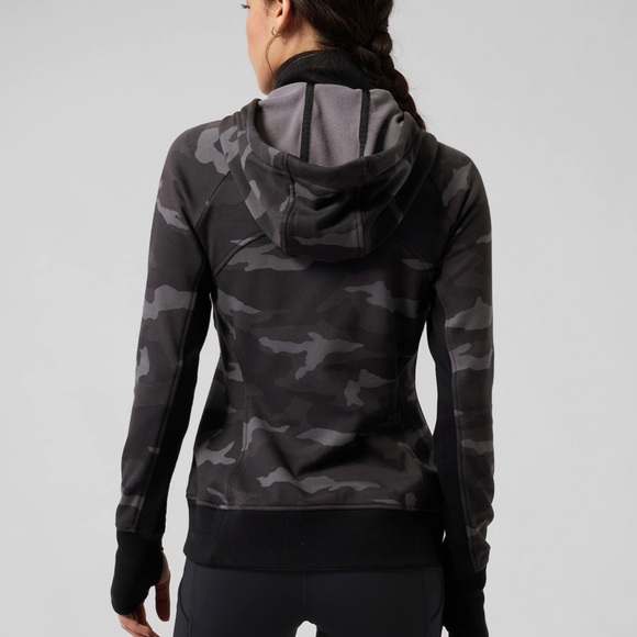 EUC Athleta Triumph Printed Hoodie - SIZE SMALL - Picture 2 of 9